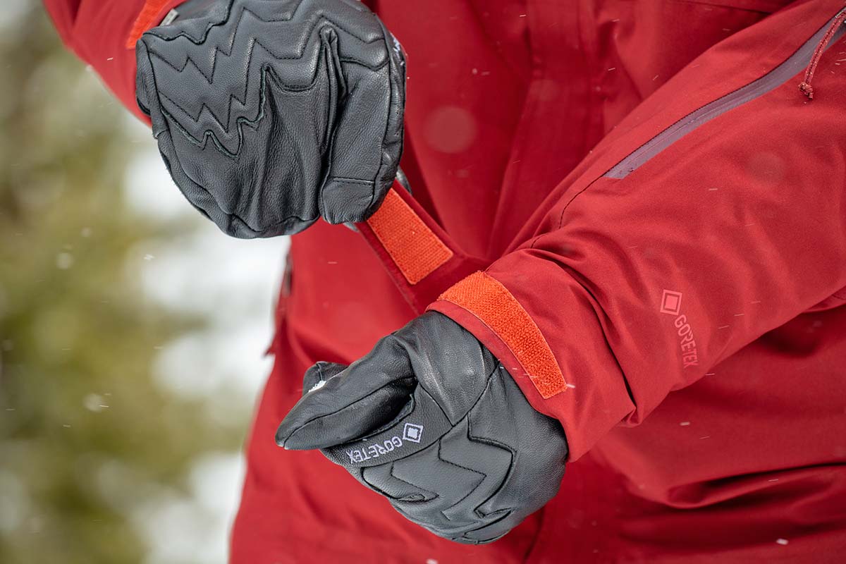 Patagonia Primo Puff Ski Snowboard Jacket (Velcro cuff adjustment)